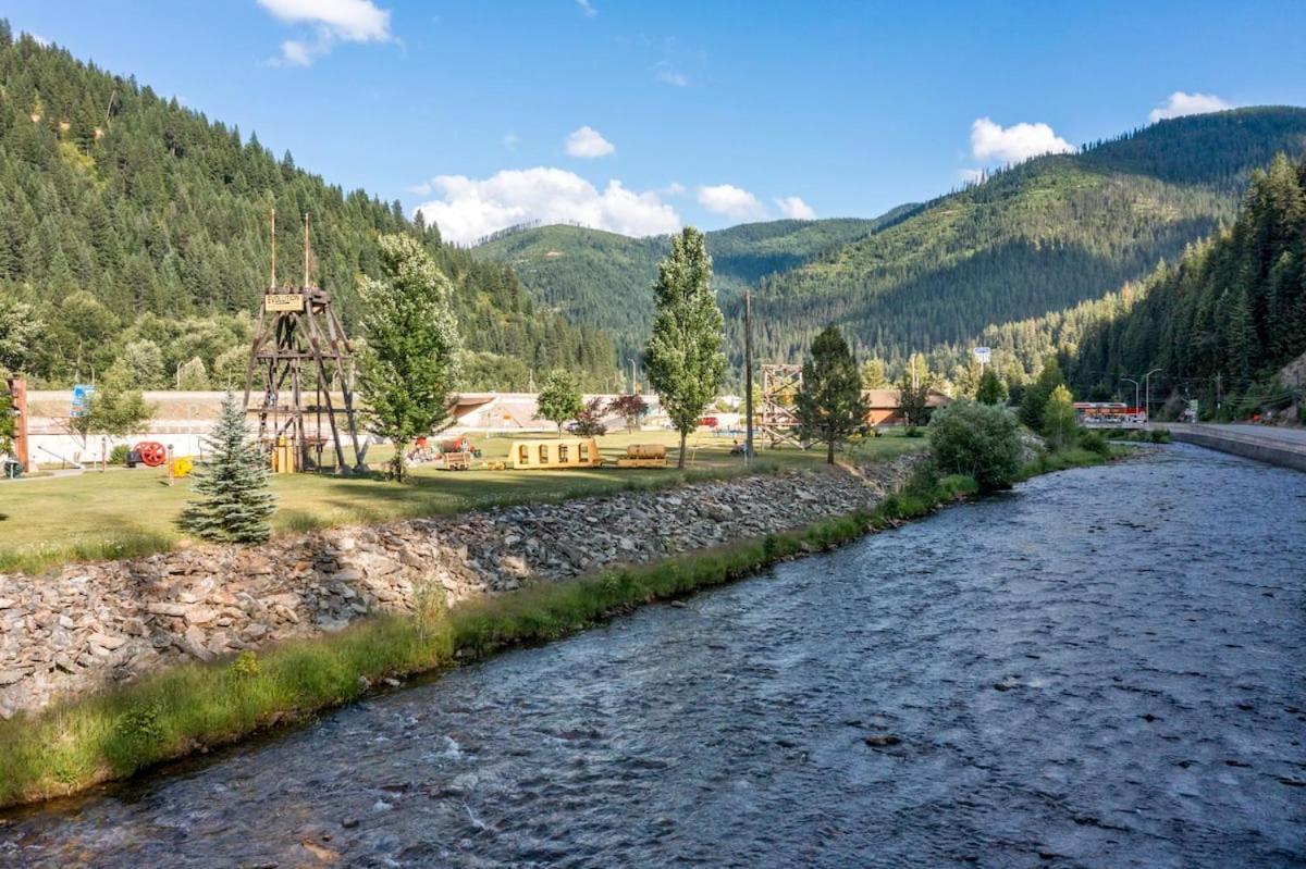 Close To Hiawatha Tr And Biking With Hot Tub Wallace Luaran gambar